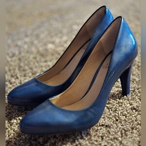 Vince Camuto Patent Leather Blue Pumps